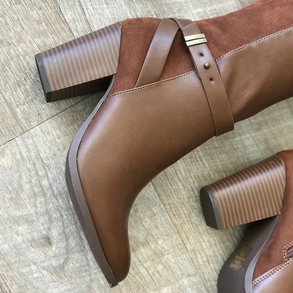 New Color! Delicious Earth Dressy Heeled Tan BOOT - Picture 6 of 8